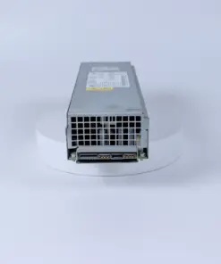 12V 70A SMPS Güç Kaynağı (İkinci El): güç kaynağının dikdörtgen ızgaralı uç yüzü.